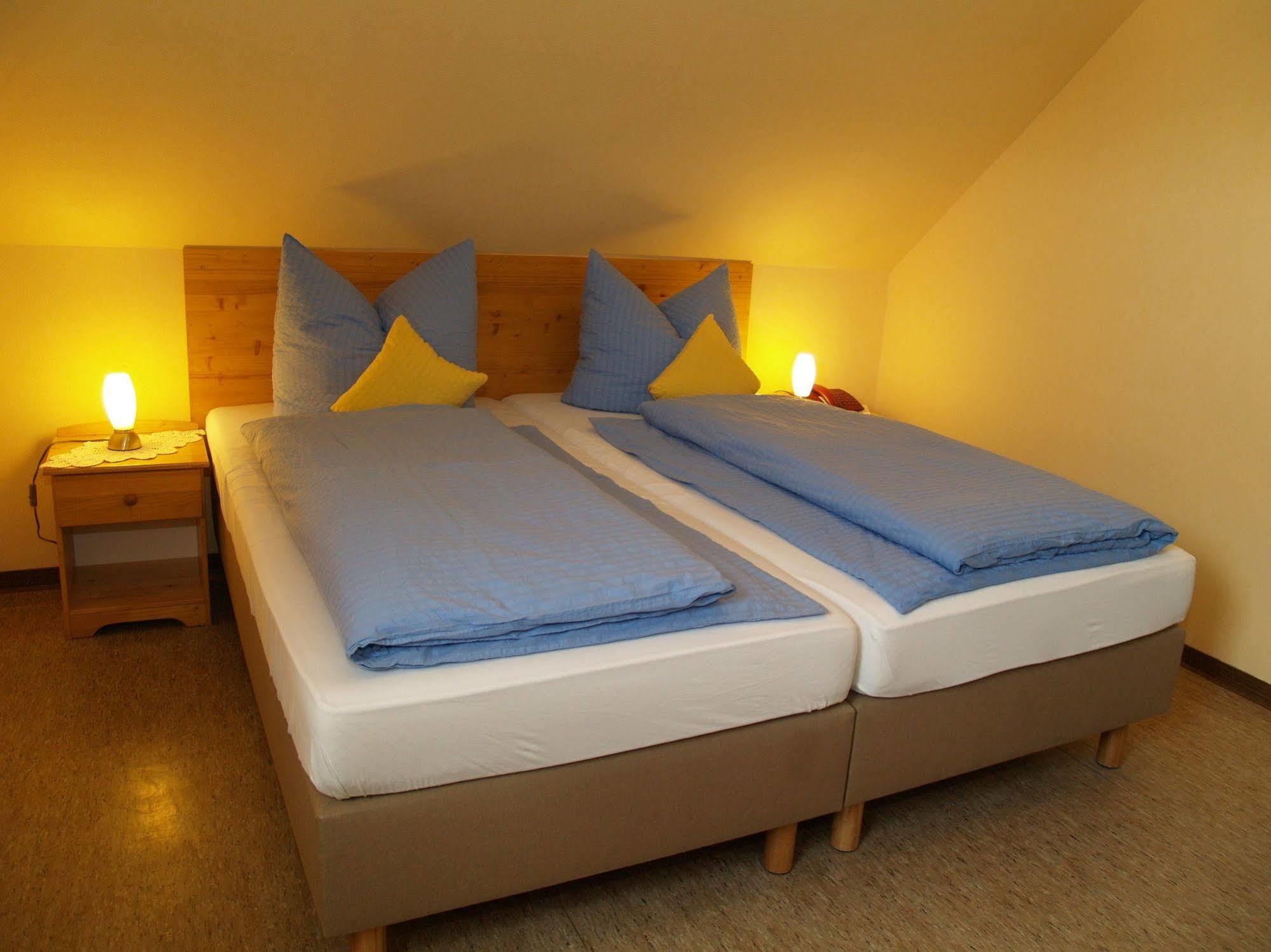 Hotel Krone Ruedesheim Rüdesheim am Rhein Dış mekan fotoğraf